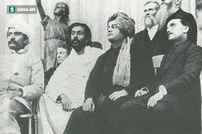 Swami Vivekananda trong một chuyến đi tới Chicago, Mỹ năm 1893